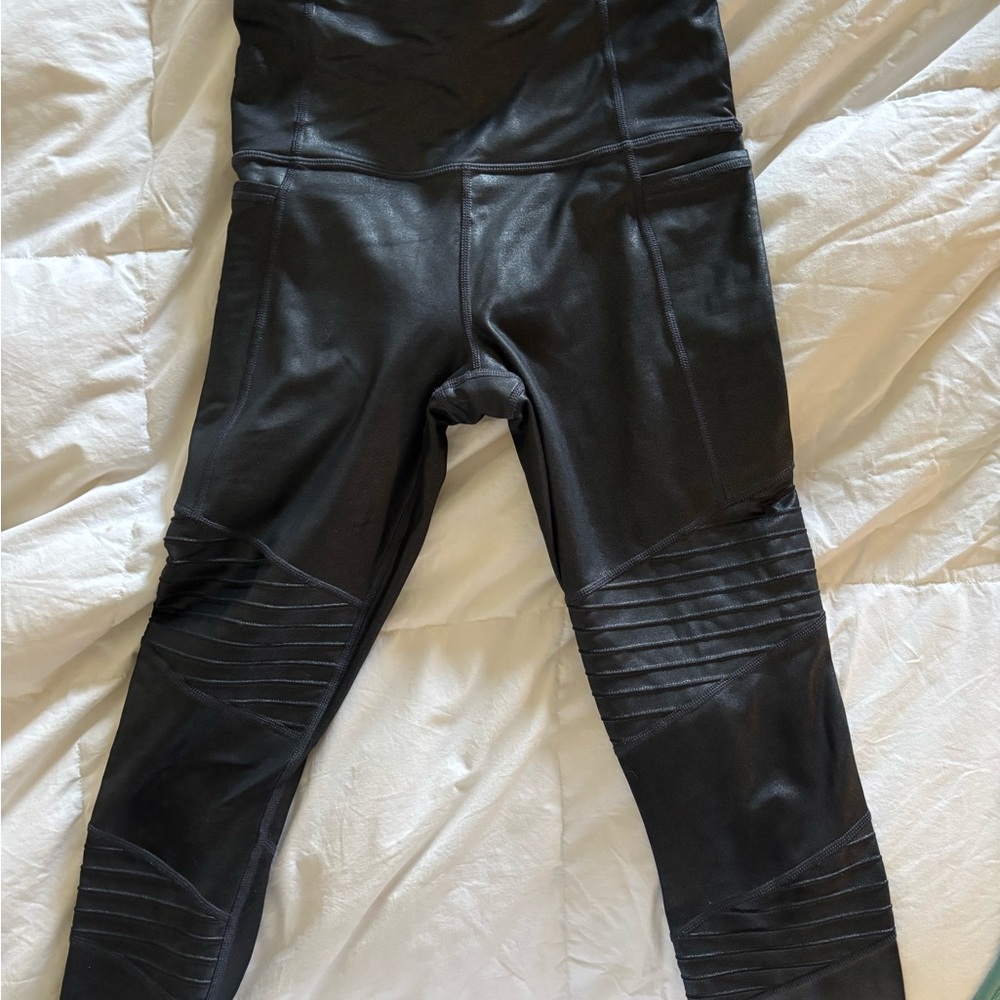 Inclination MOTO High-Waisted Leggings